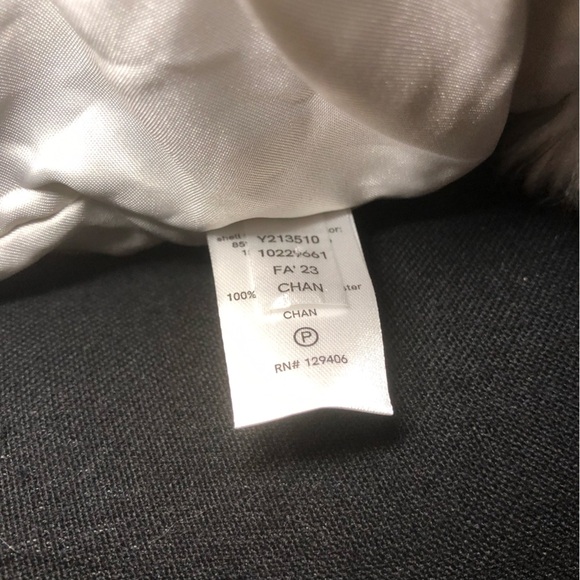 Elegant Gray Faux Fur Jacket size Small NWOT - Picture 14 of 16